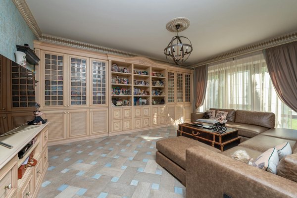 How Could Technological Advancements Transform the Automotive Industry in the UK?